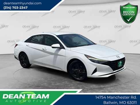 Used 2023 Hyundai Elantra SEL FWD image 1