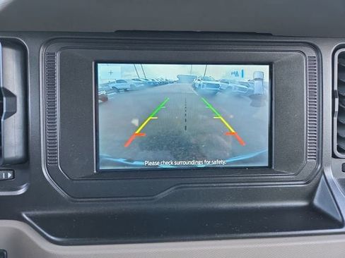 Used 2023 Ford Bronco Wildtrak image 24