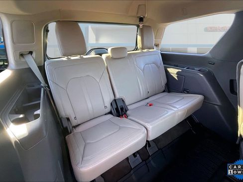 Used 2020 Ford Expedition Limited w/ Equipment Group 301A image 26