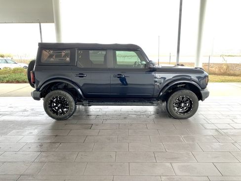 Used 2021 Ford Bronco Outer Banks image 4