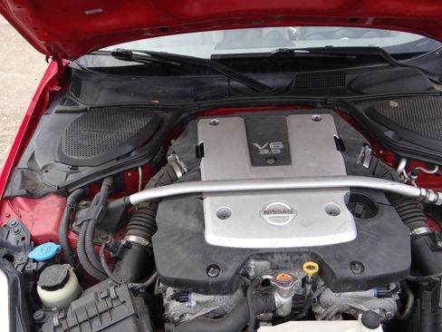 Used 2007 Nissan 350Z Touring RWD image 25