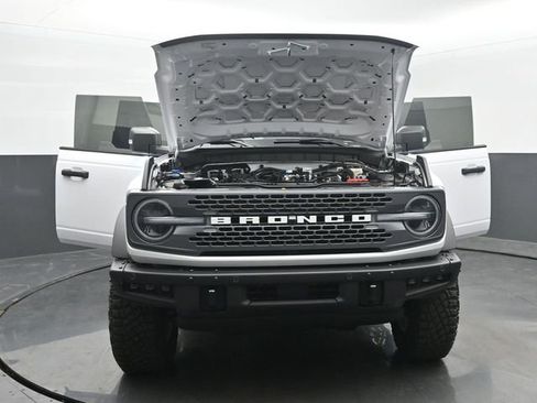 Used 2025 Ford Bronco Badlands AWD/4WD image 52