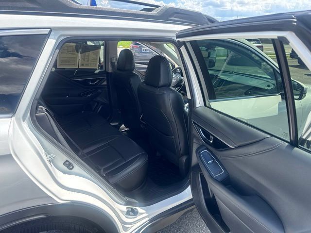 Certified 2022 Subaru Outback Limited w/ Popular Package #2 AWD/4WD image 17