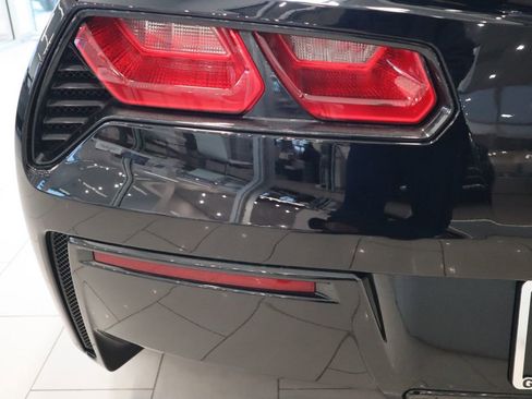 Used 2016 Chevrolet Corvette Stingray w/ Carbon Flash Badge Package image 33
