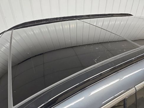 Used 2021 Kia Sorento SX image 11