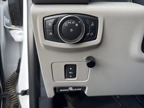 Used 2022 Ford F250 XLT w/ XLT Premium Package AWD/4WD image 14