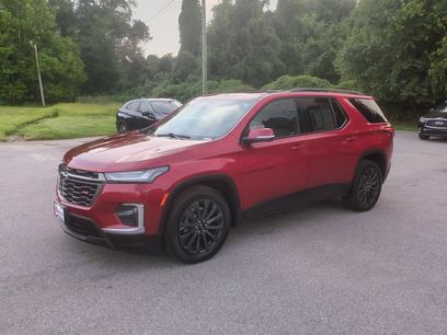 Used 2023 Chevrolet Traverse RS