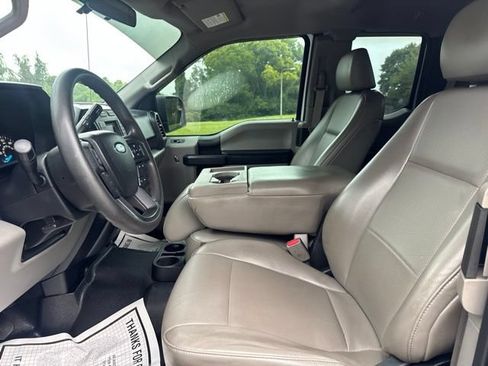 Used 2015 Ford F150 XL w/ Equipment Group 101A Mid AWD/4WD image 14