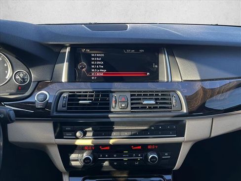 Used 2016 BMW 528i Sedan image 13