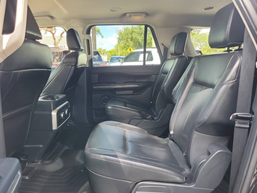 Used 2024 Ford Expedition Max XLT AWD/4WD image 8