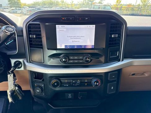 Used 2023 Ford F150 XLT image 18