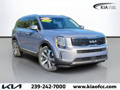 Used 2022 Kia Telluride EX w/ EX Premium Package