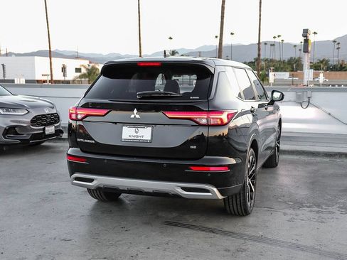 Used 2024 Mitsubishi Outlander SE AWD/4WD image 9
