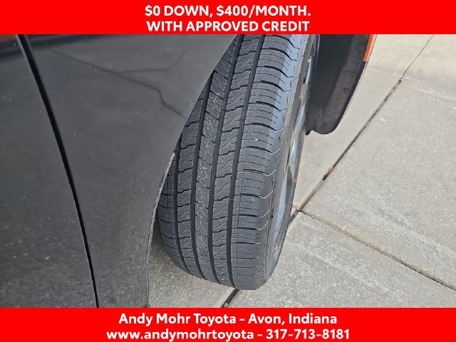Used 2024 Chrysler Pacifica Limited FWD image 37