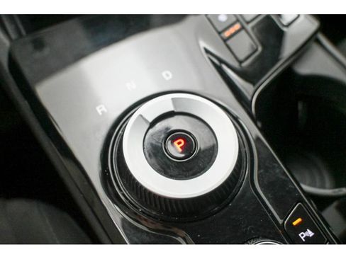 Used 2023 Kia Sportage LX image 36