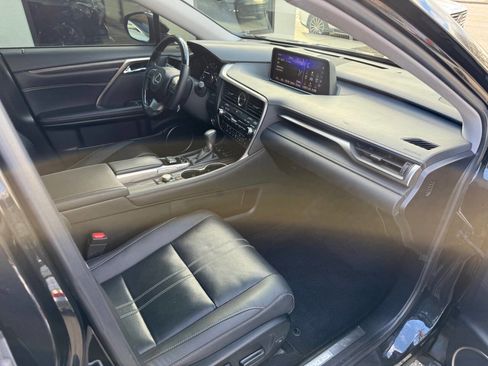 Used 2018 Lexus RX 350L Luxury w/ Accessory Package image 27