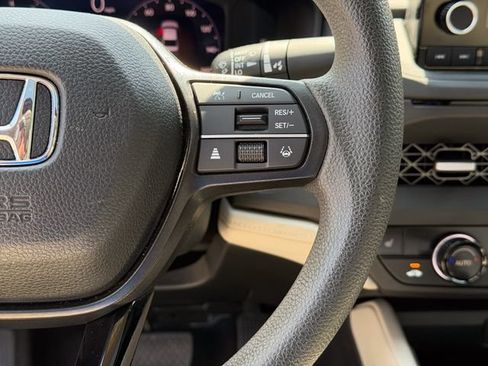 Used 2024 Honda Accord EX image 11