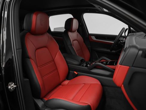 Certified 2026 Porsche Cayenne E-Hybrid AWD/4WD image 22