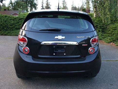 Used 2013 Chevrolet Sonic LTZ FWD image 12