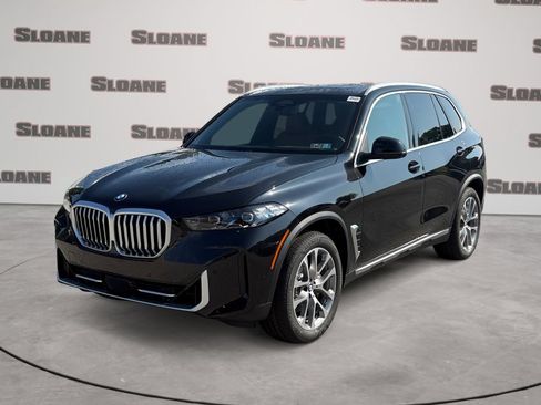 New 2026 BMW X5 xDrive40i w/ Premium Package AWD/4WD image 1