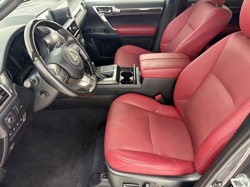 Used 2023 Lexus GX 460 Premium w/ Premium Package AWD/4WD image 5