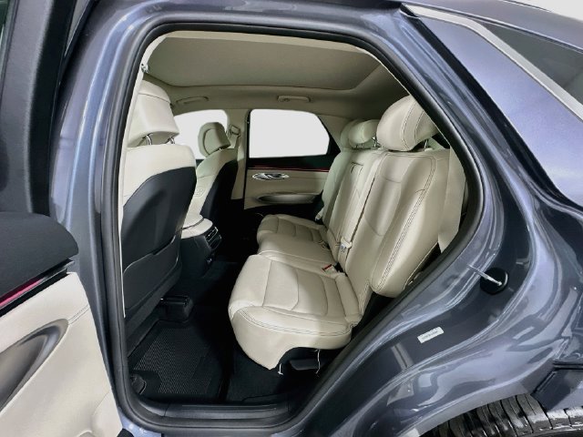 New 2027 Genesis GV70 2.5T Select AWD/4WD image 17