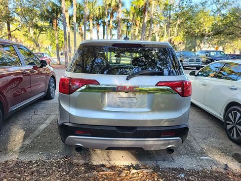 Used 2019 GMC Acadia SLE image 4