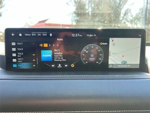 Used 2024 Genesis GV80 2.5T image 16