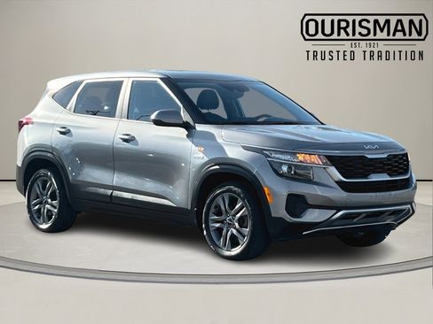 Used 2023 Kia Seltos LX image 1