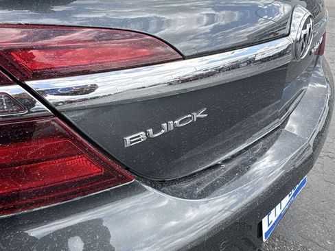 Used 2017 Buick Regal Premium image 30