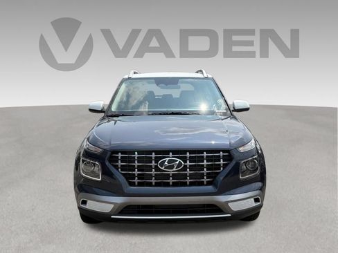 New 2026 Hyundai Venue SEL FWD image 9
