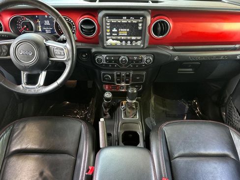 Used 2018 Jeep Wrangler Unlimited Rubicon AWD/4WD image 15