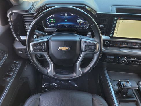 Used 2023 Chevrolet Silverado 1500 LTZ w/ LTZ Convenience Package II image 17