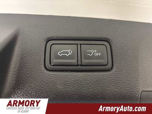 Used 2023 Kia Telluride EX w/ EX Captain's Chair Package image 34