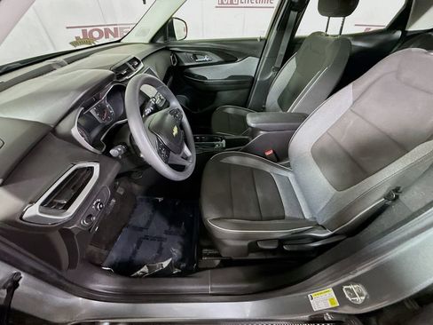 Used 2023 Chevrolet TrailBlazer LS image 23