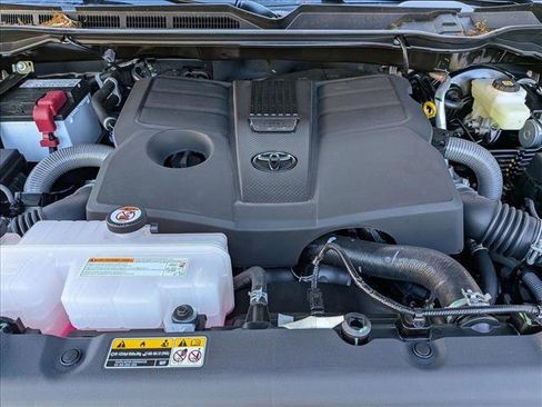 New 2026 Toyota Tundra SR5 AWD/4WD image 16