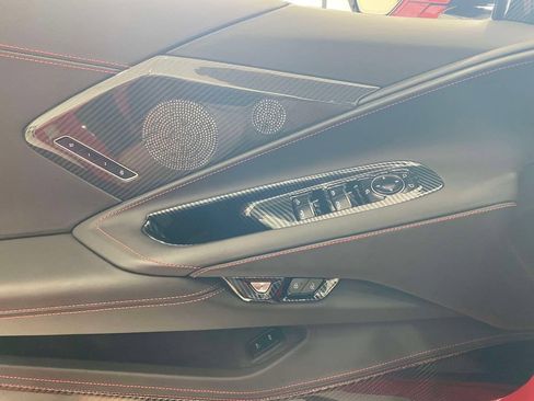 Used 2023 Chevrolet Corvette Stingray Premium Conv w/ Z51 Performance Package RWD image 20