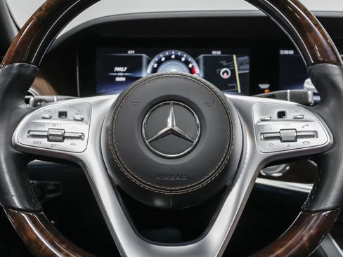 Used 2019 Mercedes-Benz Maybach S 560 4MATIC image 9