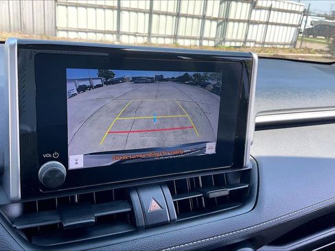 Used 2023 Toyota RAV4 LE image 27