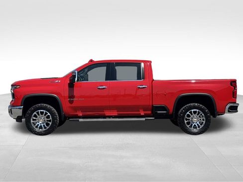 Used 2024 Chevrolet Silverado 2500 LTZ w/ LTZ Premium Package AWD/4WD image 5