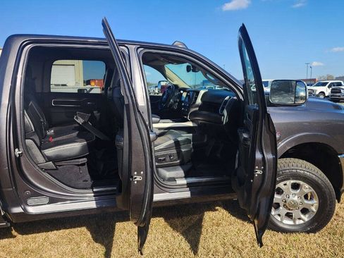 Used 2021 RAM 2500 Laramie AWD/4WD image 15