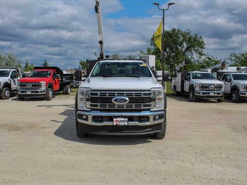 New 2025 Ford F550 4x4 Regular Cab Super Duty image 10
