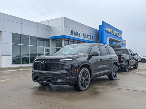 New 2026 Chevrolet Traverse RS w/ LPO, Floor Liner Package image 1