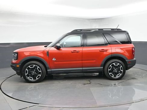 Used 2023 Ford Bronco Sport Outer Banks w/ Tech Package AWD/4WD image 6