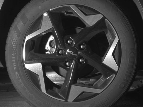 Used 2025 Kia Seltos S image 15