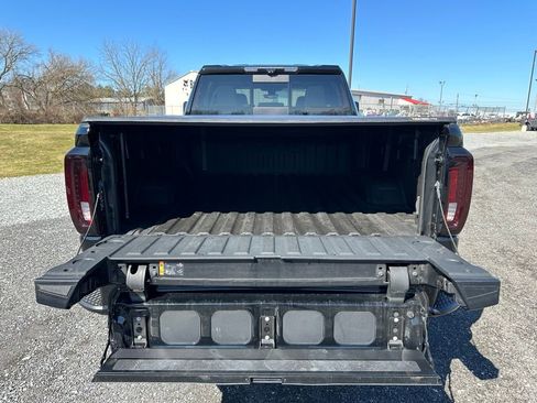 Used 2023 GMC Sierra 2500 Denali w/ Denali Ultimate Package image 19
