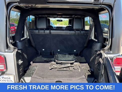 Used 2018 Jeep Wrangler Unlimited Sport AWD/4WD image 12