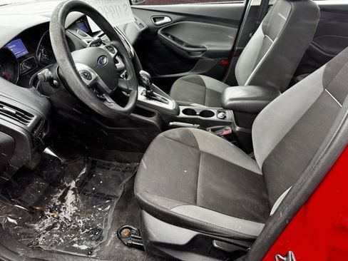 Used 2013 Ford Focus SE image 4