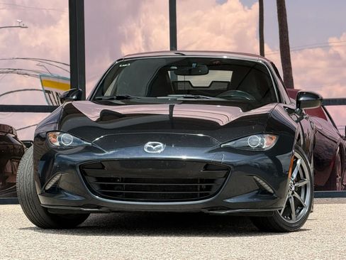 Used 2018 MAZDA MX-5 Miata Grand Touring RWD image 2