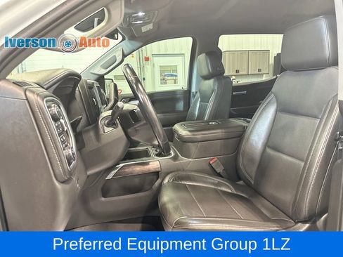 Used 2019 Chevrolet Silverado 1500 LTZ w/ LTZ Plus Package AWD/4WD image 18